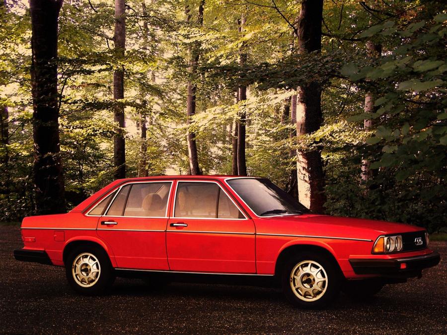  Audi 5000 (43) 1978 года  (фото 4 из 6)
